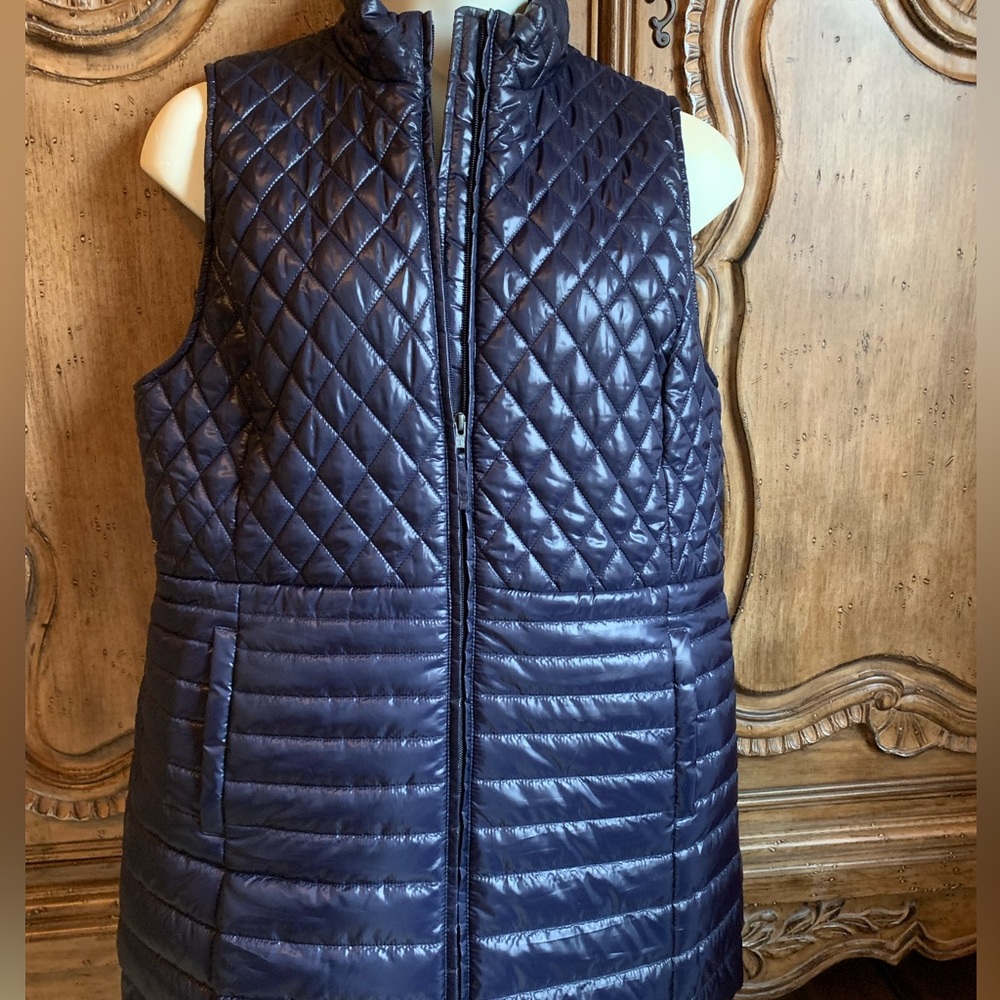 Talbots navy blue quilted vest XL